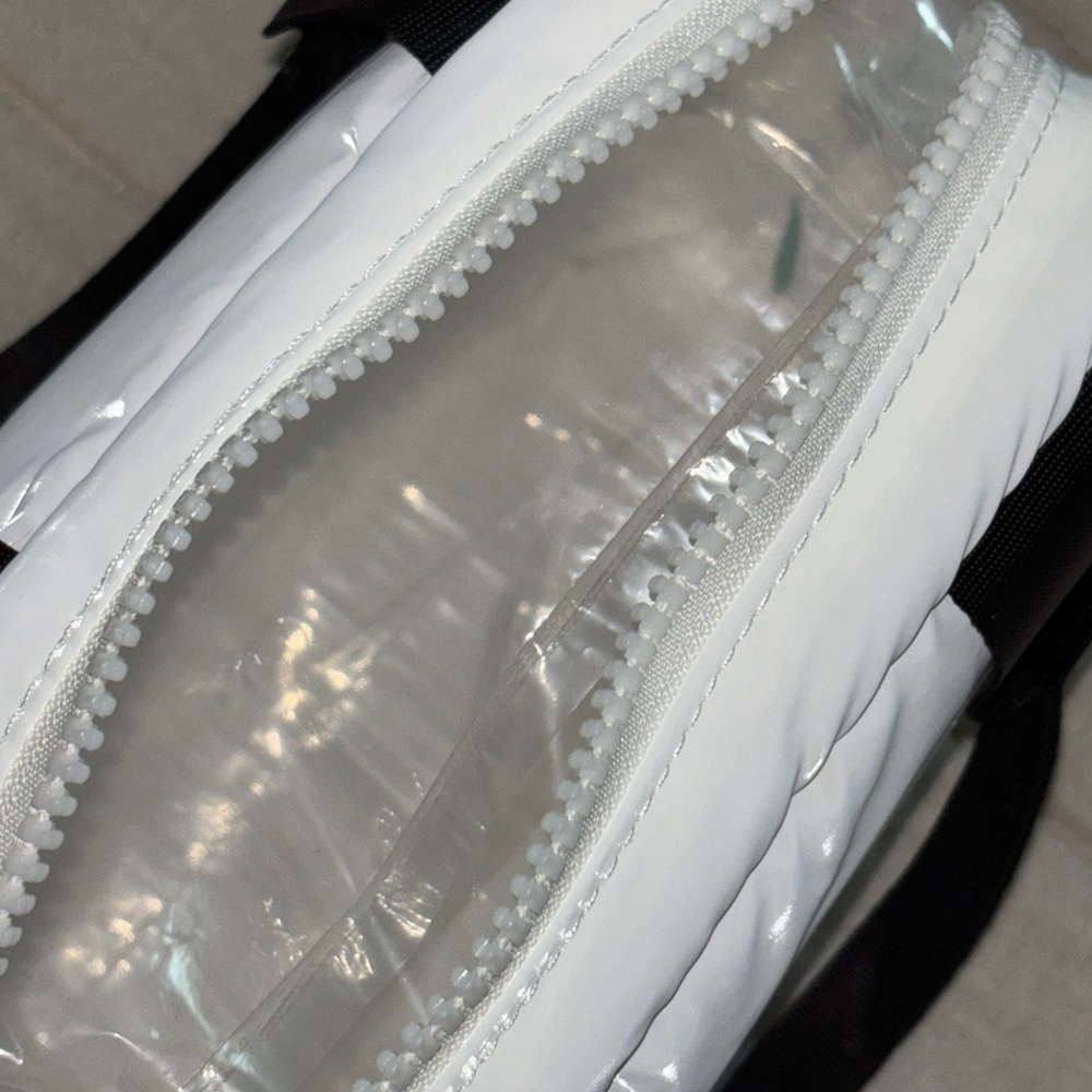 Chanel White Cosmetic Bag - Picture 5 of 6